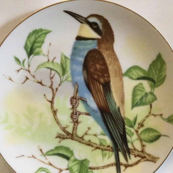 vintage porcelain decorative plate made in Japan bird on branch 6 1/4" round - Picture 2 of 6